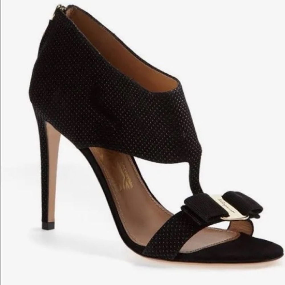 FERRAGAMO t-strap heels
